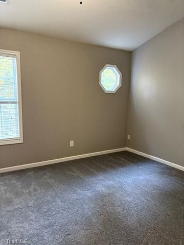 4107 Mcconnell Drive, Kernersville, NC 27284