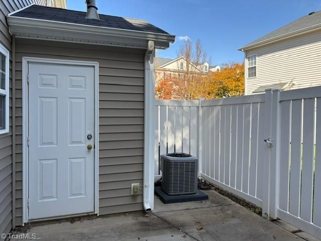 4107 Mcconnell Drive, Kernersville, NC 27284