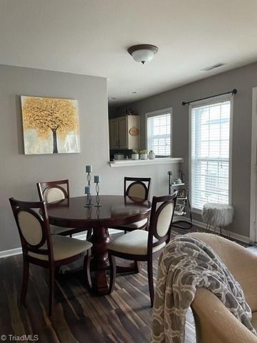 4107 Mcconnell Drive, Kernersville, NC 27284