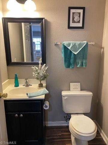 4107 Mcconnell Drive, Kernersville, NC 27284