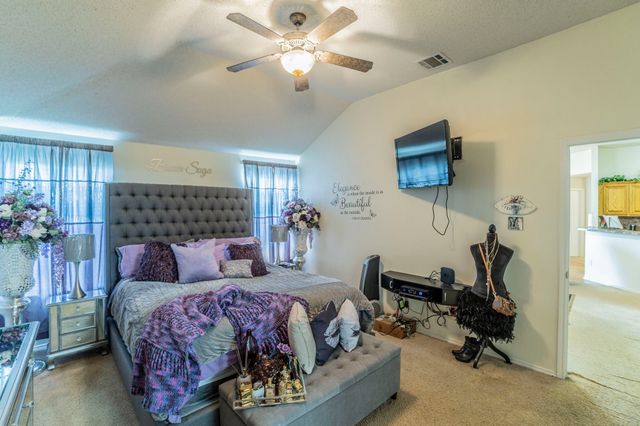 1634 Powder Horn Lane, Arlington, TX 76018