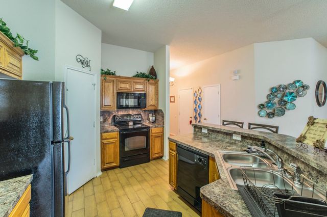 1634 Powder Horn Lane, Arlington, TX 76018