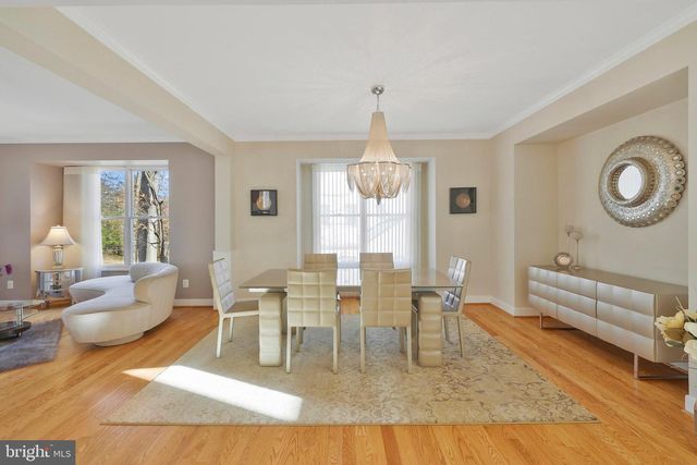 5922 CHESTERBROOK RD, Mclean, VA 22101