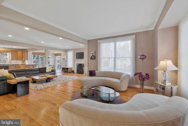 5922 CHESTERBROOK RD, Mclean, VA 22101