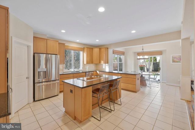 5922 CHESTERBROOK RD, Mclean, VA 22101