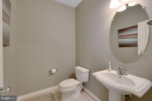 5922 CHESTERBROOK RD, Mclean, VA 22101