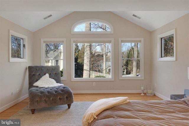 5922 CHESTERBROOK RD, Mclean, VA 22101
