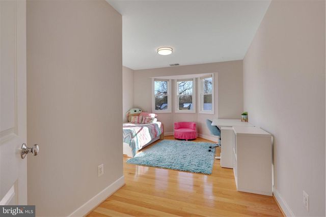 5922 CHESTERBROOK RD, Mclean, VA 22101