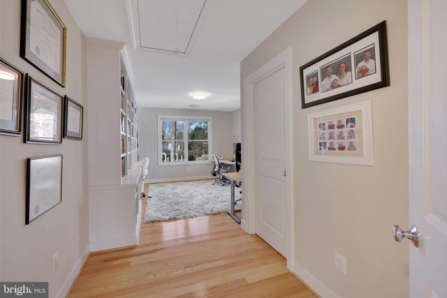 5922 CHESTERBROOK RD, Mclean, VA 22101
