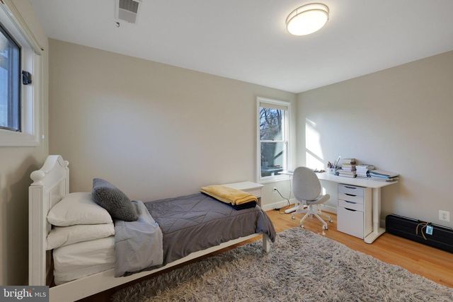 5922 CHESTERBROOK RD, Mclean, VA 22101