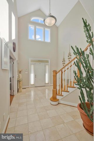 5922 CHESTERBROOK RD, Mclean, VA 22101
