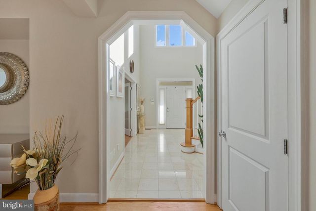 5922 CHESTERBROOK RD, Mclean, VA 22101