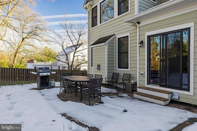 5922 CHESTERBROOK RD, Mclean, VA 22101