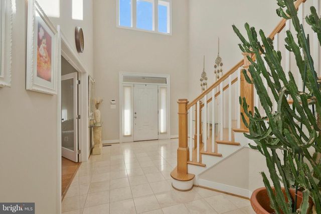 5922 CHESTERBROOK RD, Mclean, VA 22101