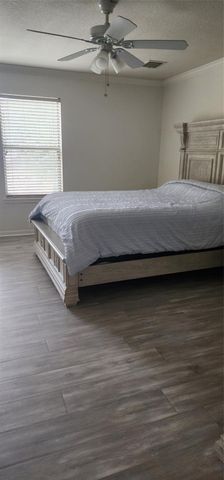 13230 Skyviewgreen Drive, Houston, TX 77047