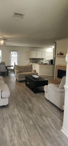 13230 Skyviewgreen Drive, Houston, TX 77047