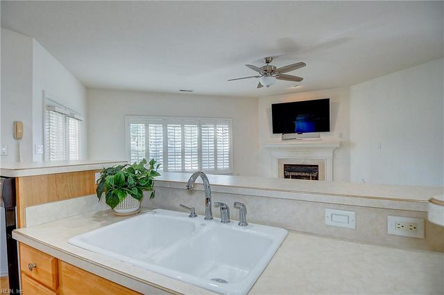 2717 Longworth CT, Virginia Beach, VA 23456