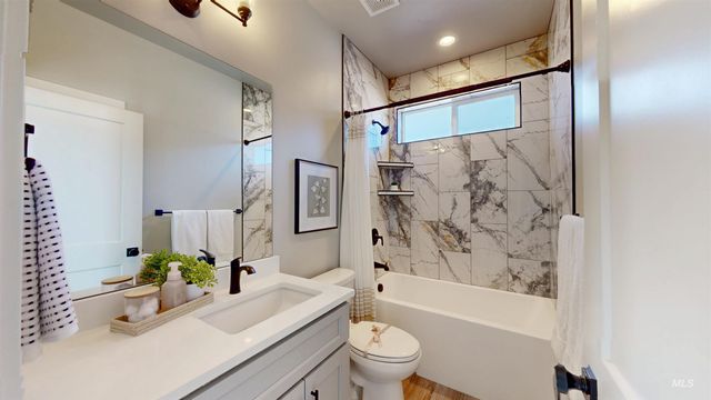 1110 Gem Ave, Kimberly, ID 83341