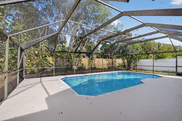 4135 Bay Laurel Way, Boca Raton, FL 33487