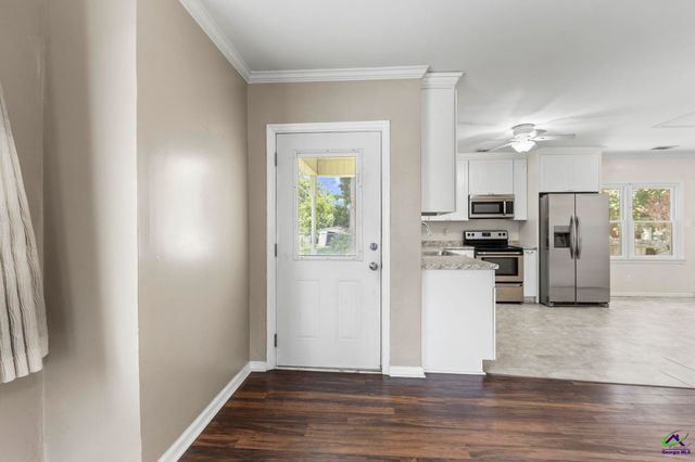 130 S Pleasant Hill Road, Warner Robins, GA 31088