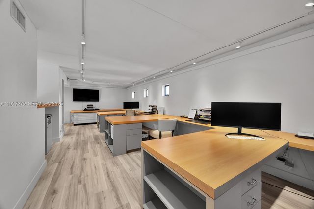 133 Grand Ave A, Coral Gables, FL 33133