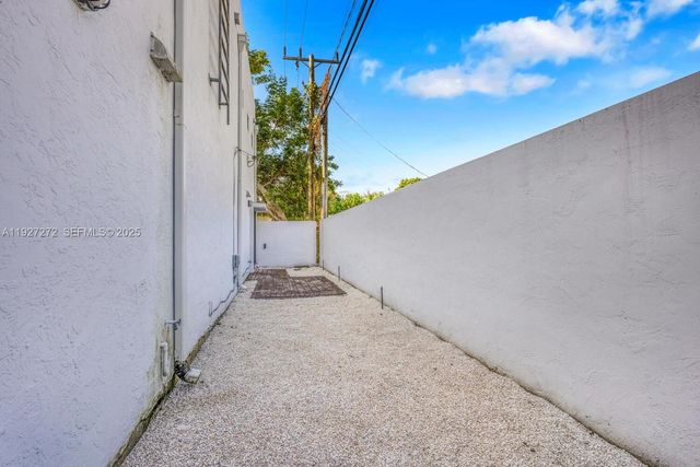 133 Grand Ave A, Coral Gables, FL 33133