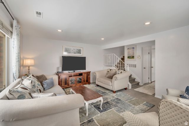 1205 E 986 S, Fruit Heights, UT 84037