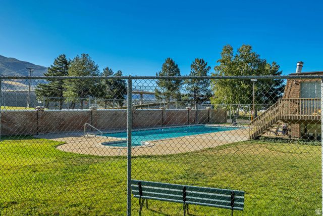 1205 E 986 S, Fruit Heights, UT 84037