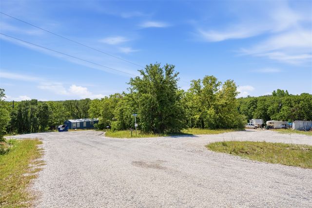 108 Private Road 3682, Springtown, TX 76082