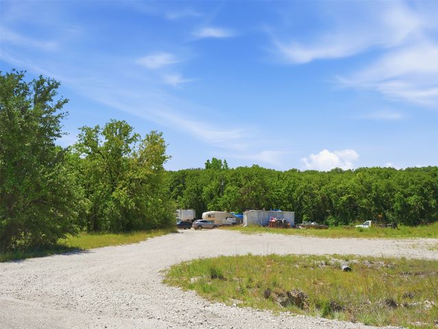 108 Private Road 3682, Springtown, TX 76082
