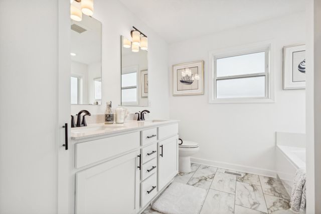 4679 Obsidian Way, Victoria, MN 55386