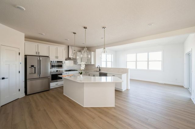 4679 Obsidian Way, Victoria, MN 55386