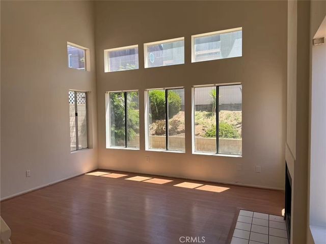 11829 Aurora Court, Fontana, CA 92337