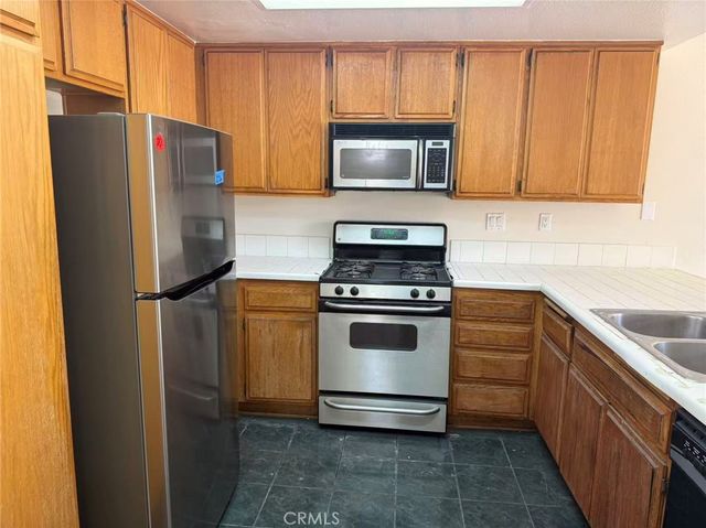 11829 Aurora Court, Fontana, CA 92337