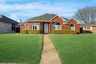 805 Bray Street, Cedar Hill, TX 75104
