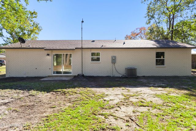 2628 San Lorenzo Street, Gautier, MS 39553