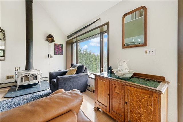 1592 TAROKA DRIVE, Fairbanks, AK 99709