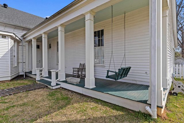 211 Market Street, Jefferson, TX 75657