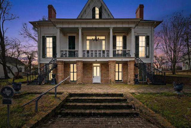 211 Market Street, Jefferson, TX 75657