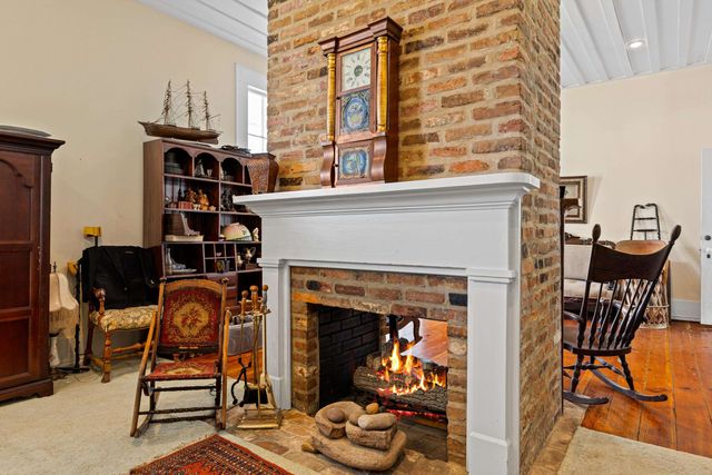 211 Market Street, Jefferson, TX 75657