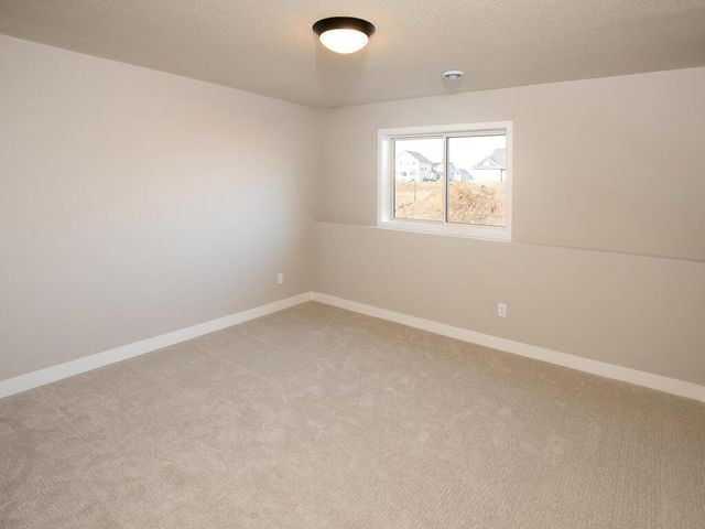 17940 Greenwich Way, Lakeville, MN 55044