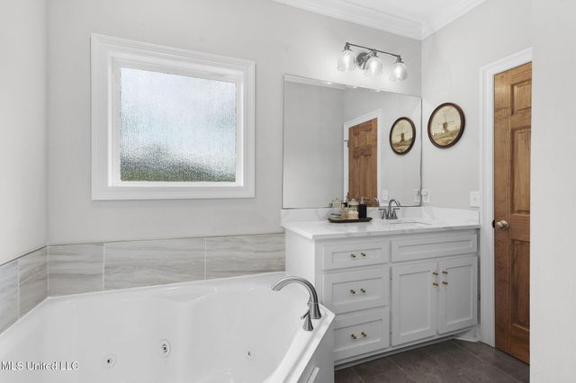 341 Woodlands Drive, Brandon, MS 39047
