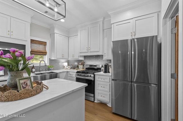 341 Woodlands Drive, Brandon, MS 39047