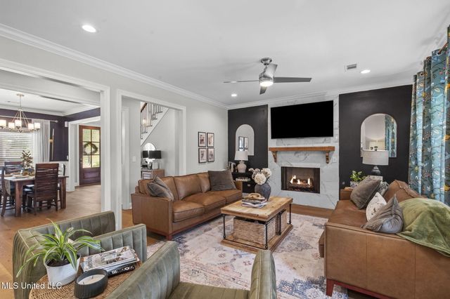 341 Woodlands Drive, Brandon, MS 39047