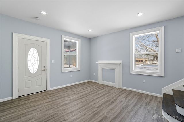 20 5 Oaks Avenue, Dayton, OH 45405