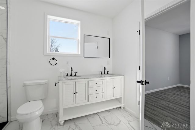 20 5 Oaks Avenue, Dayton, OH 45405