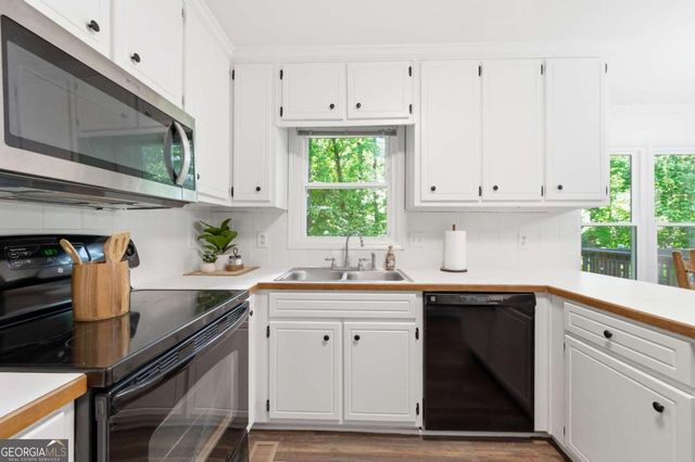 4510 Wedewer Way, Woodstock, GA 30188