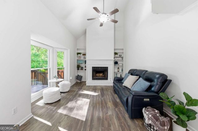 4510 Wedewer Way, Woodstock, GA 30188