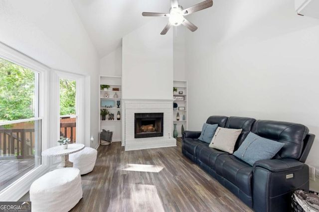 4510 Wedewer Way, Woodstock, GA 30188