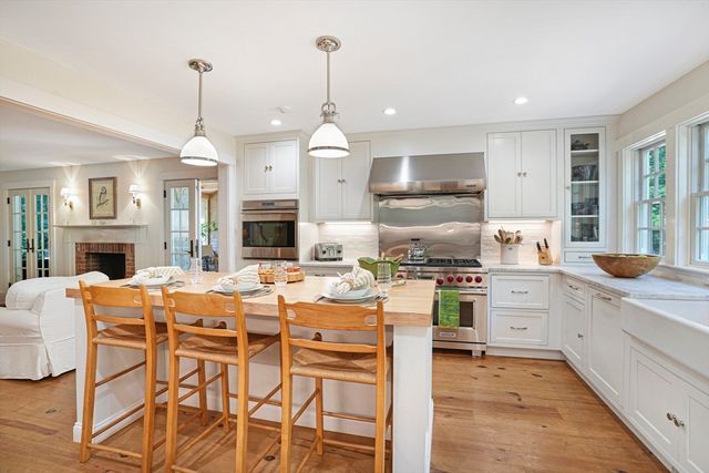 53 Stoney Hill Road, West Tisbury, MA 02575